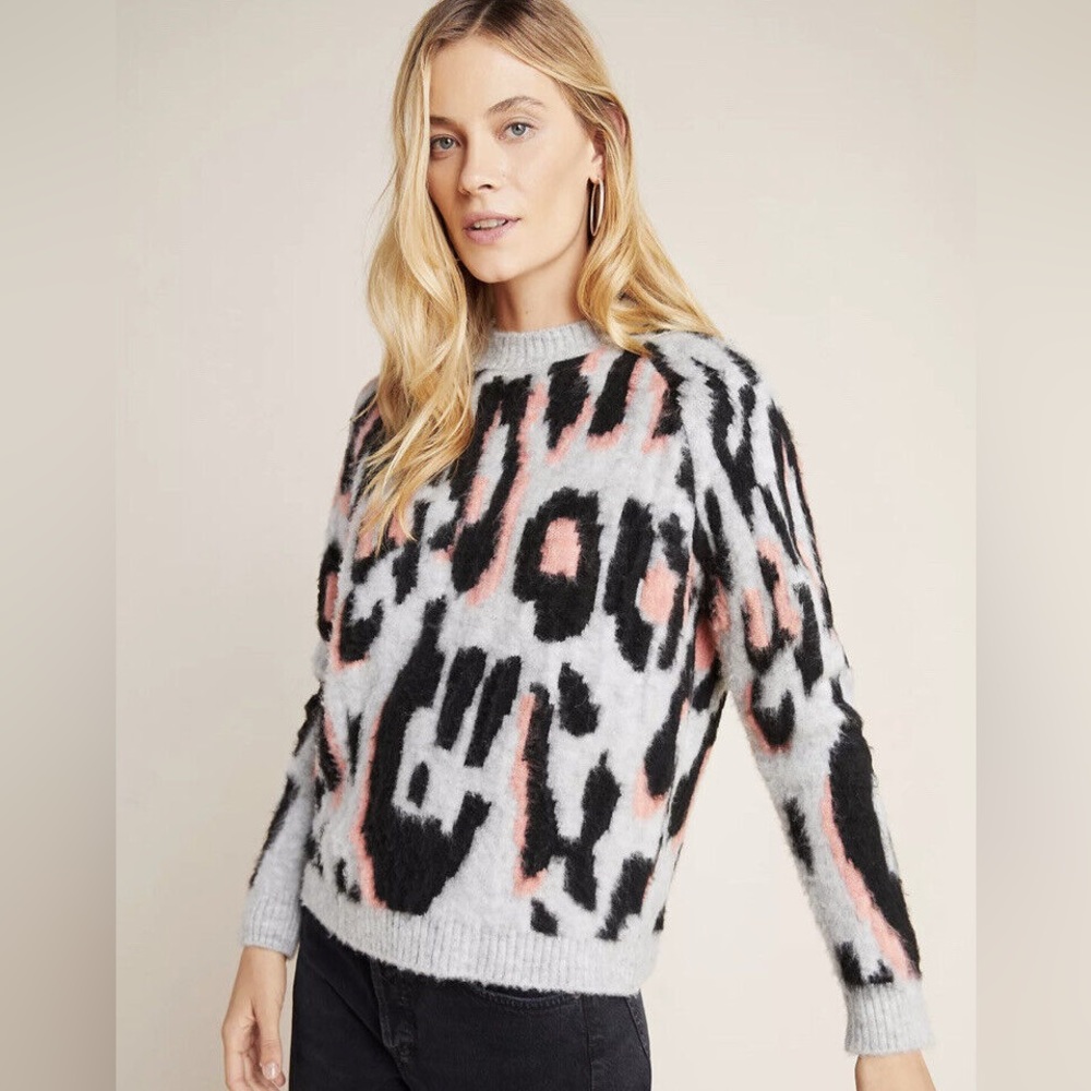 ANTHROPOLOGIE XS Sweater Thick Cheetah Pattern